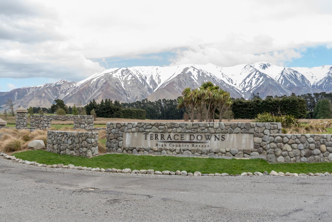 Canterbury High Country Villas Windwhistle Екстериор снимка
