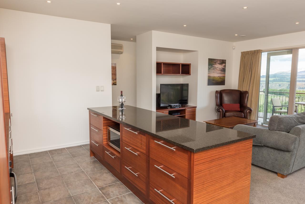 Canterbury High Country Villas Windwhistle Екстериор снимка