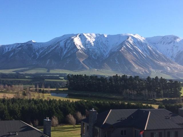 Canterbury High Country Villas Windwhistle Екстериор снимка