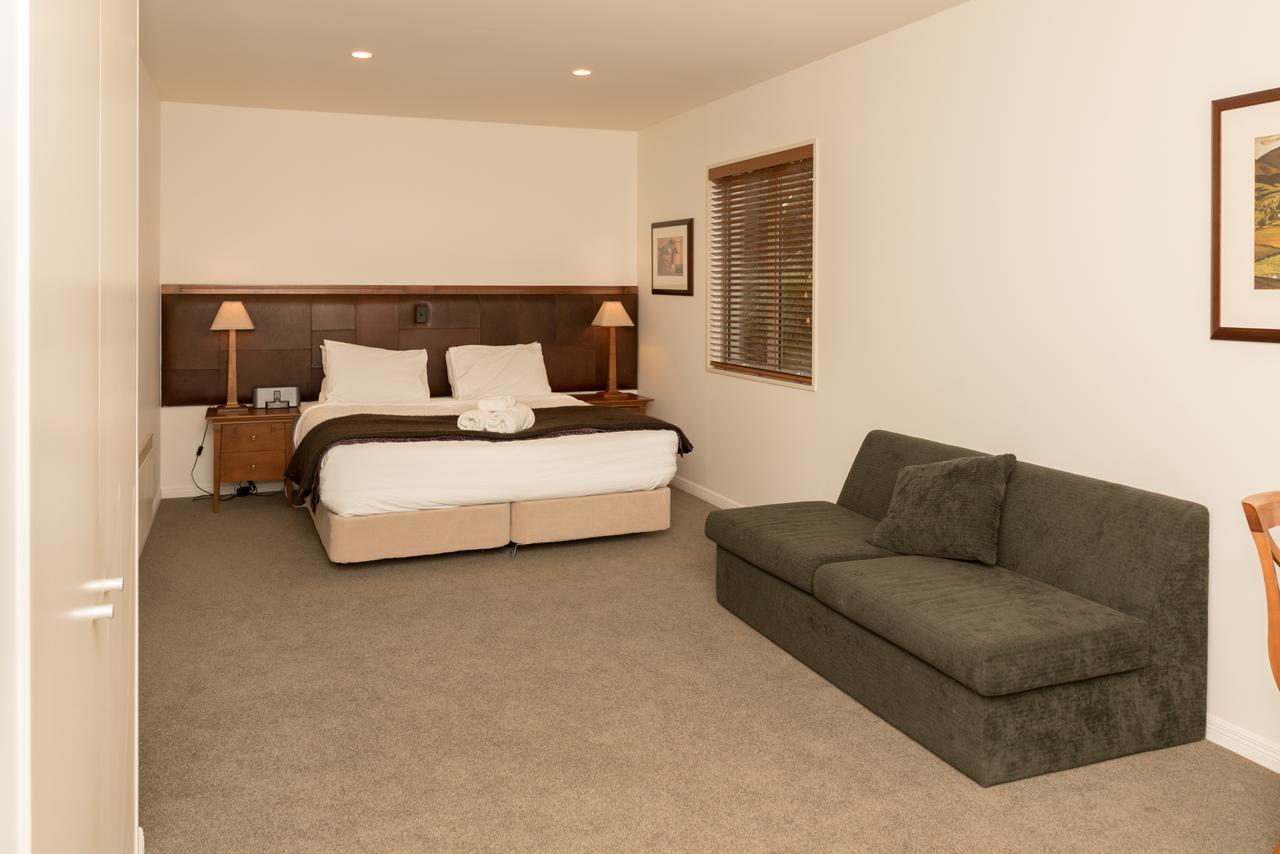 Canterbury High Country Villas Windwhistle Екстериор снимка