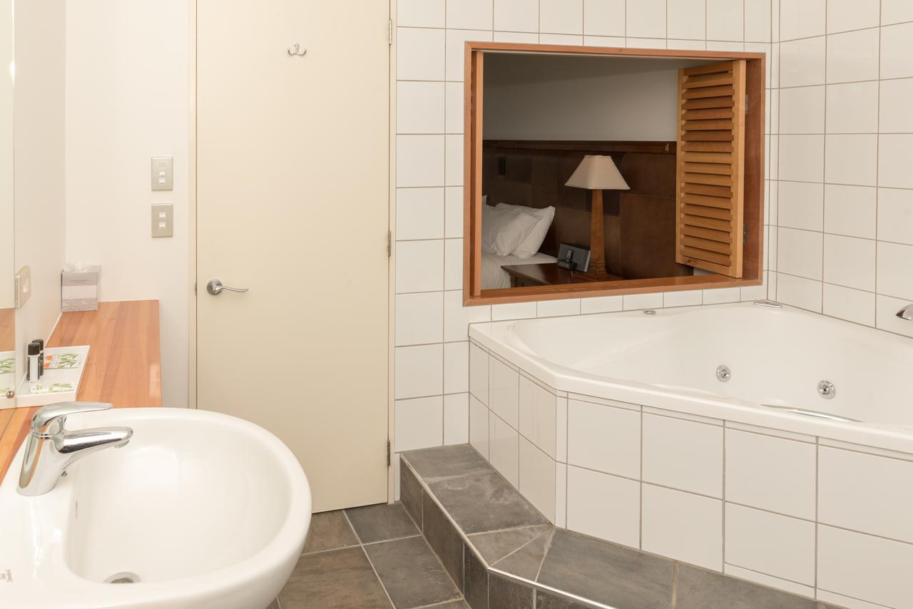 Canterbury High Country Villas Windwhistle Екстериор снимка