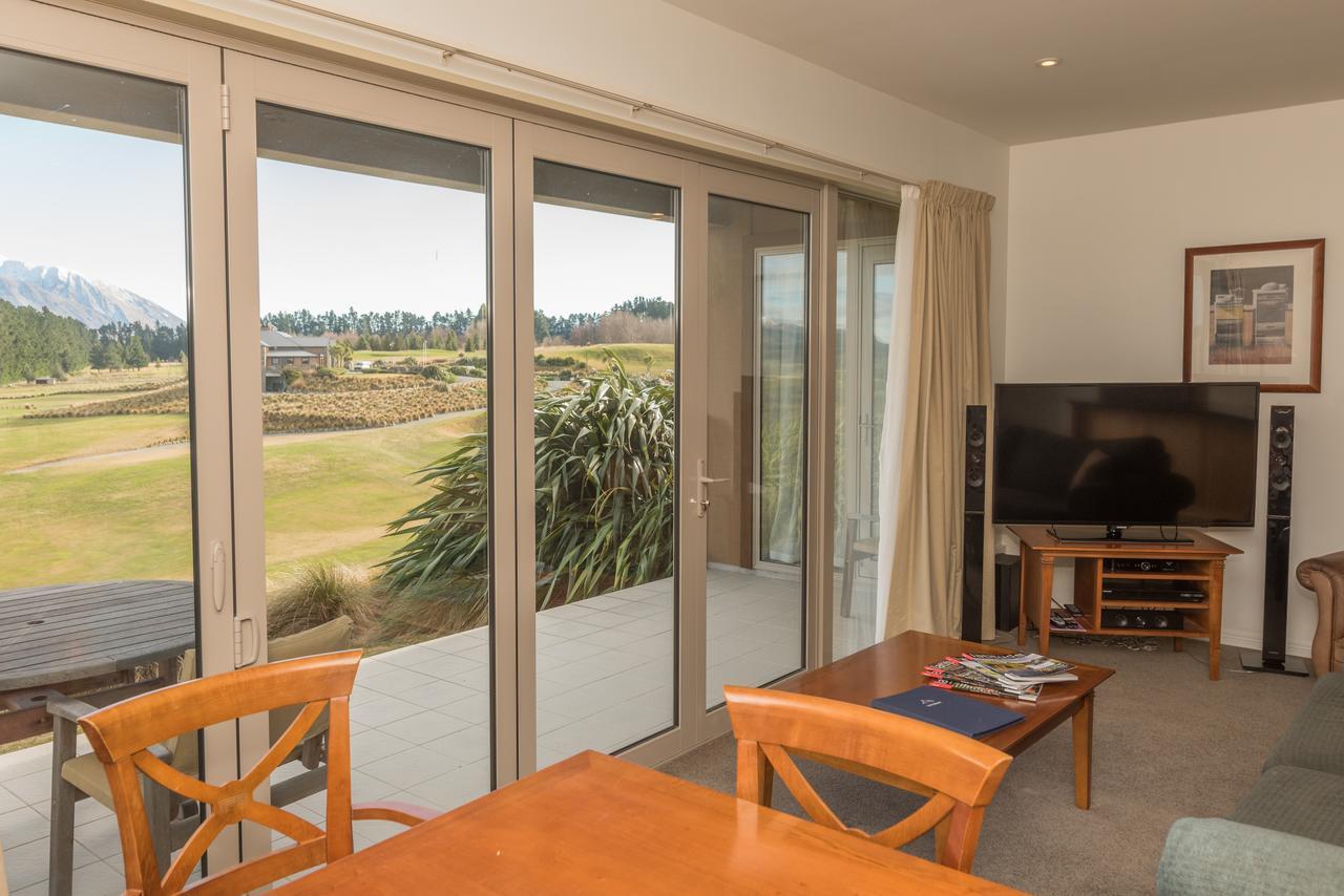 Canterbury High Country Villas Windwhistle Екстериор снимка