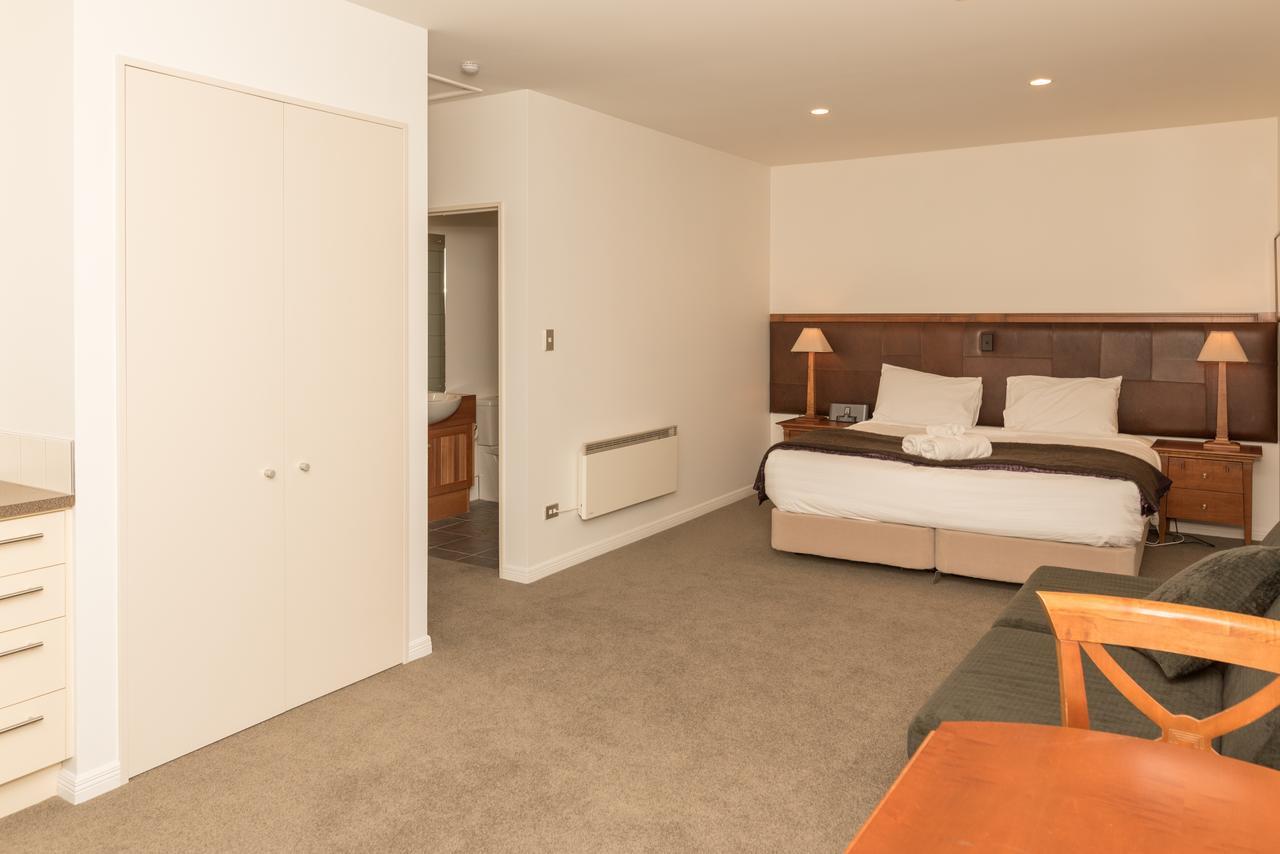 Canterbury High Country Villas Windwhistle Екстериор снимка