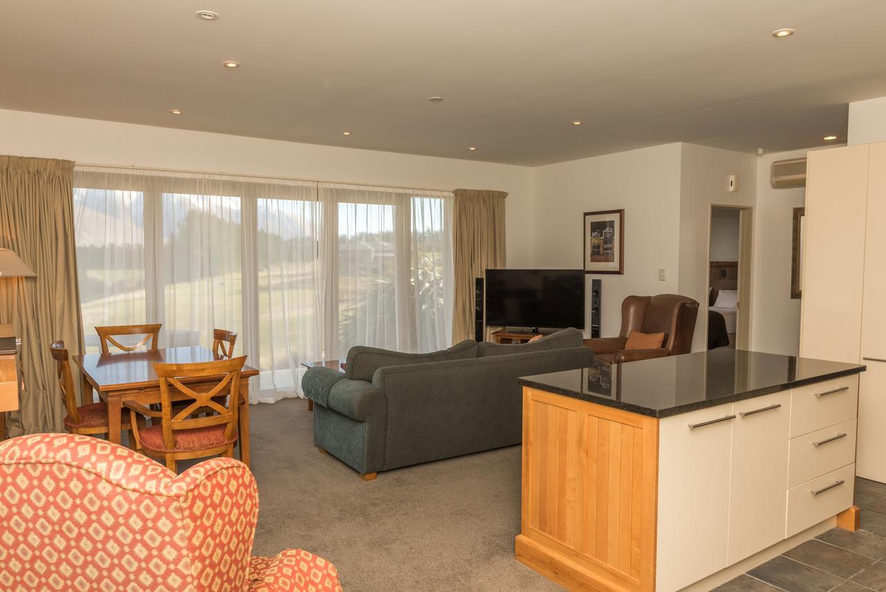 Canterbury High Country Villas Windwhistle Екстериор снимка
