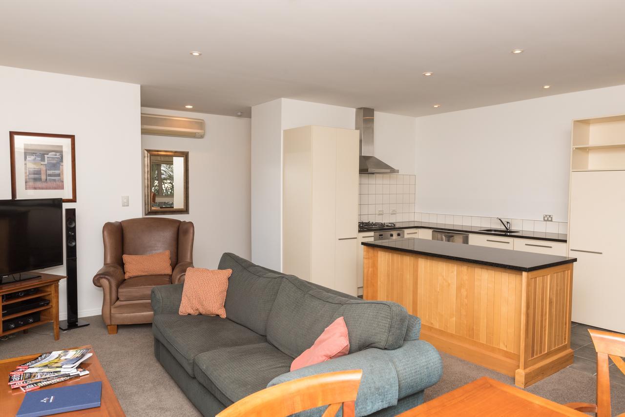Canterbury High Country Villas Windwhistle Екстериор снимка