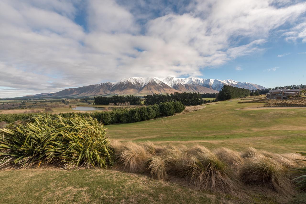 Canterbury High Country Villas Windwhistle Екстериор снимка